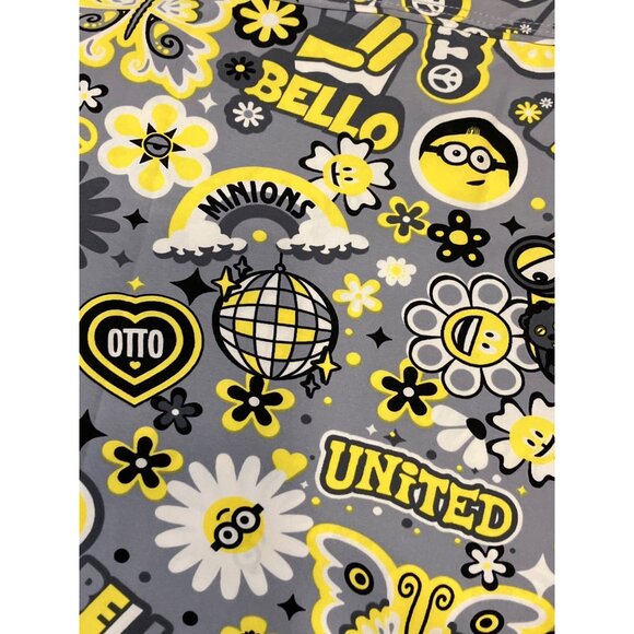 Minions The Rise Of Gru Womens Scrub Top Small - Picture 12 of 12